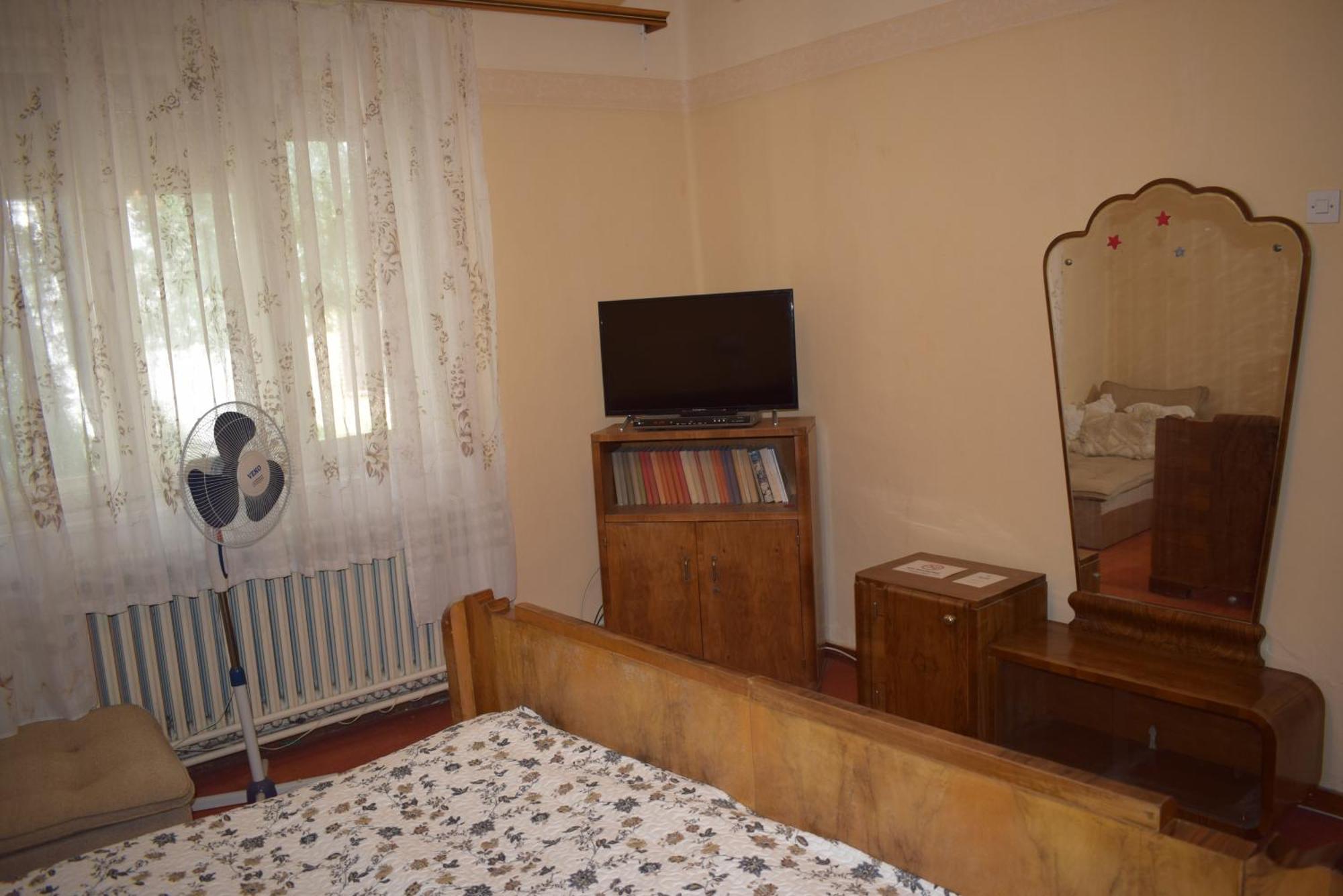 Guest House Tisza Haz Senta Ngoại thất bức ảnh